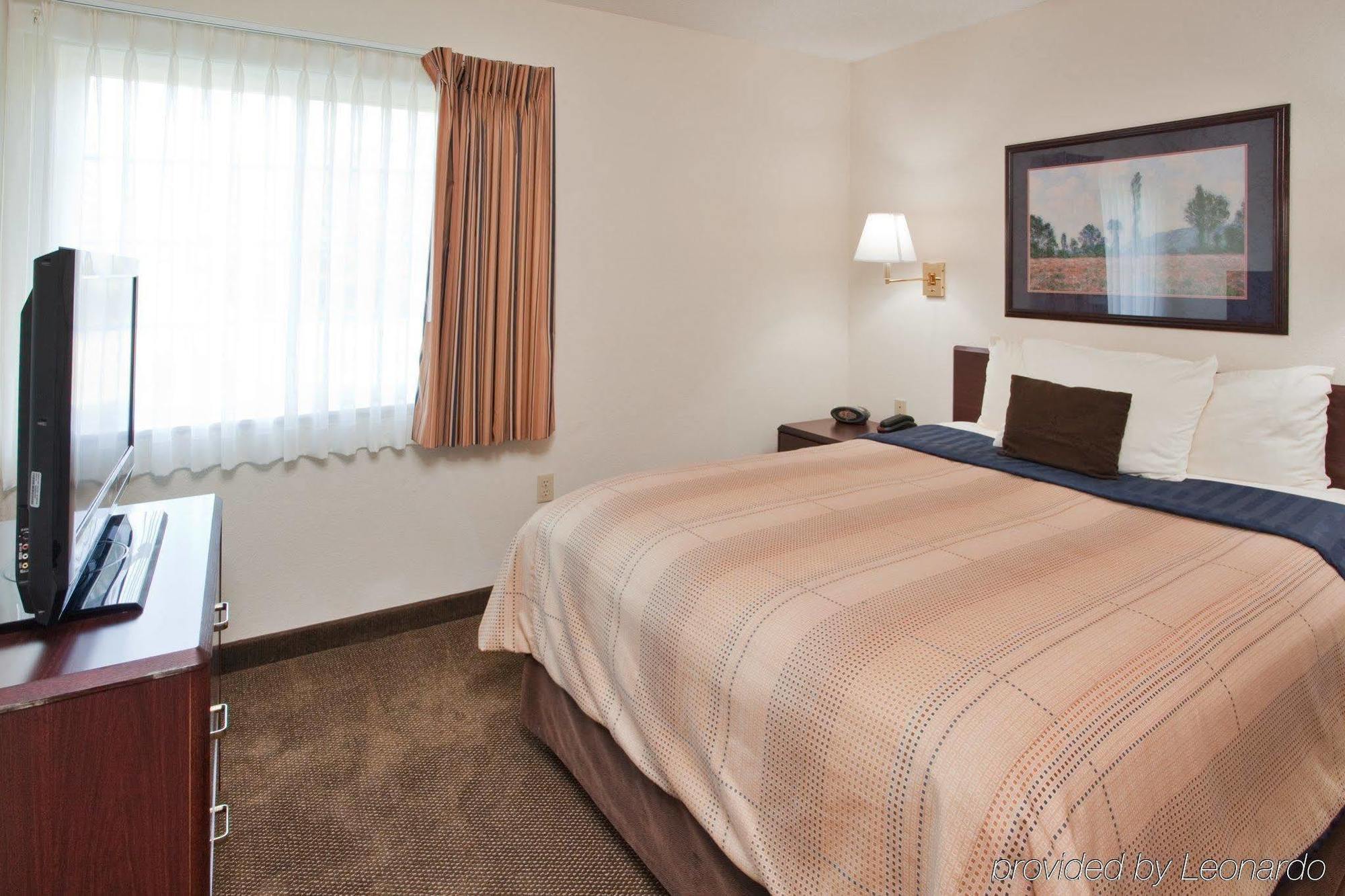 Candlewood By Ihg Hotel 2*