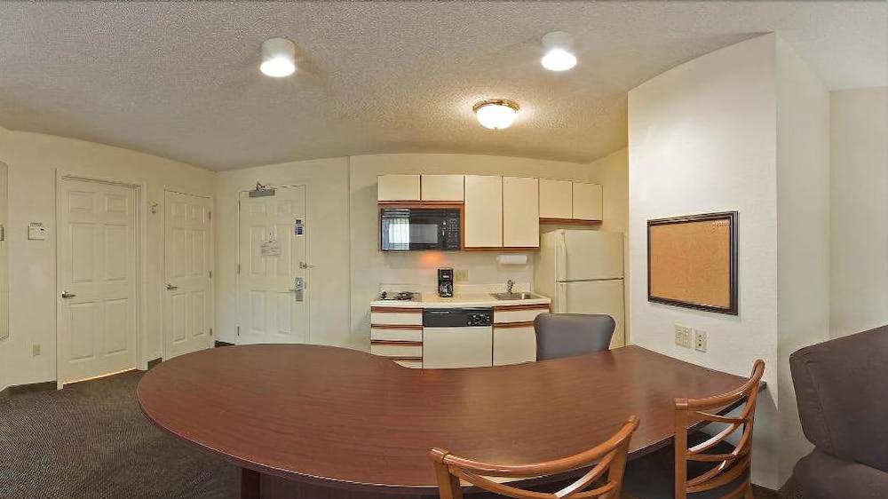Hotel Candlewood By Ihg Hopewell